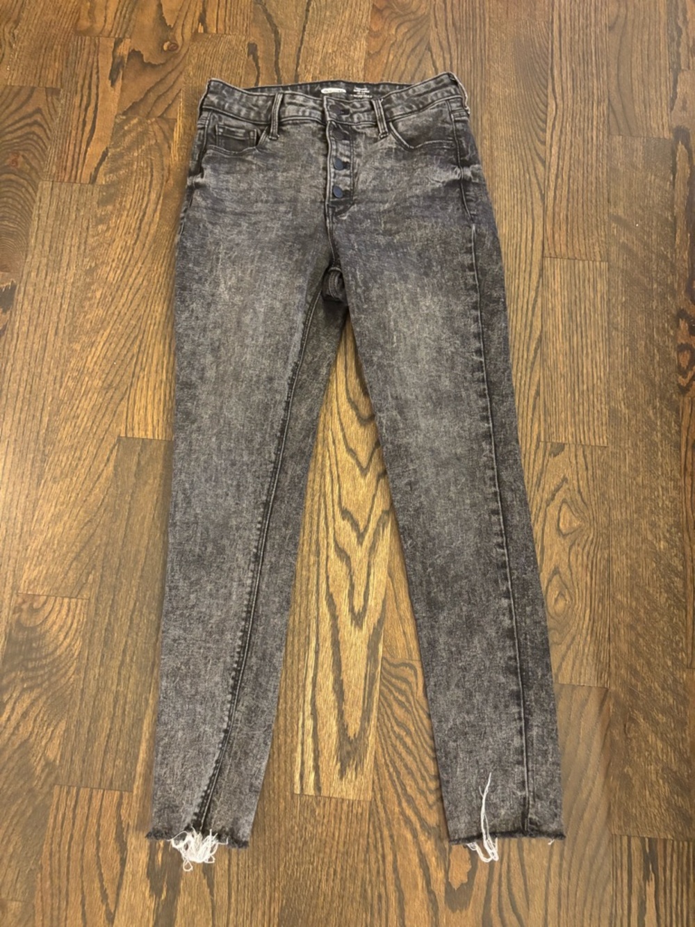 Old Navy Black Acid-Wash Skinny Jeans with Frayed Hem